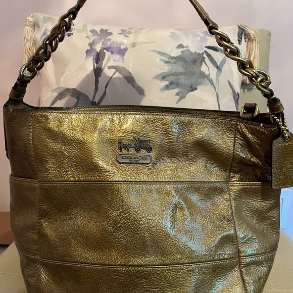 Authentic Coach Purse - Picture 4 of 5